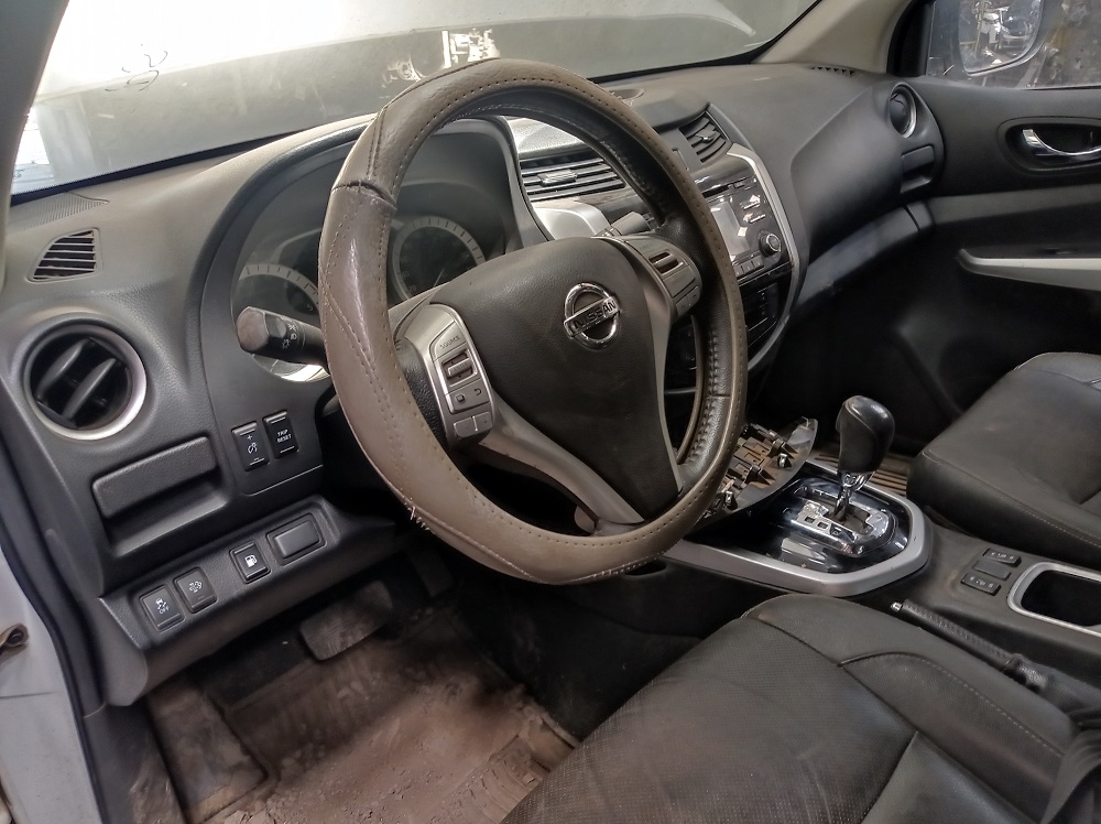 CULATA Nissan NP 300 2015  USADA  EN DESARME